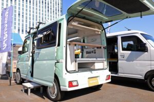 Metio‘s Rakuneru Lili camper, based on Daihatsu Hijet Cargo