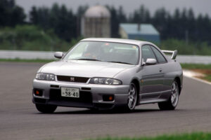 Nissan BCNR33 Skyline GT-R debuted in 1995