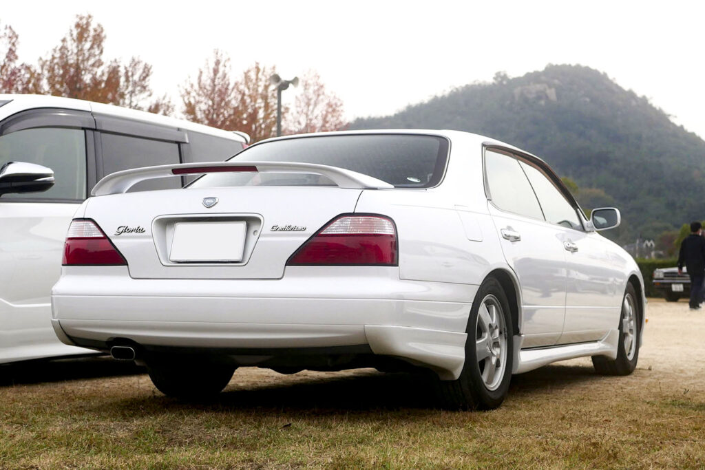 1996 Nissan Gloria (10th generation Y33 model)