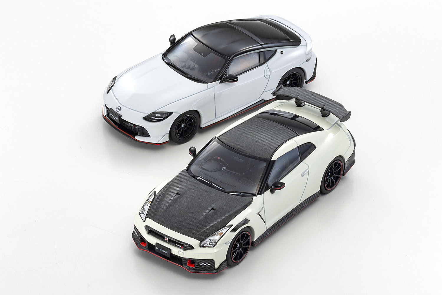 Nissan 'GT-R Nismo' And 'Fairlady Z Nismo' Are Aavailable In 1