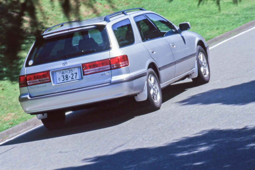 Toyota Mark II Qualis introduced in April 1997