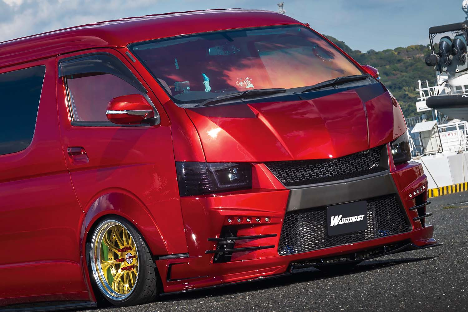 Wide And Low Toyota ‘Hiace’ In Bright Red | AUTO MESSE WEB Worldwide ...