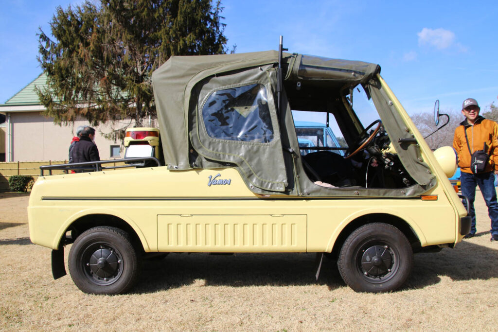 This Andes Yellow Vamos Honda 4 is a 1971