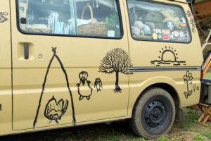 Mr. Miwa's DIY custom Mazda Bongo Van with van-life specifications