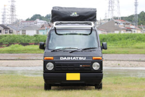 GARAGE ILL proposes an overlander style for Daihatsu's kei-truck Heijet