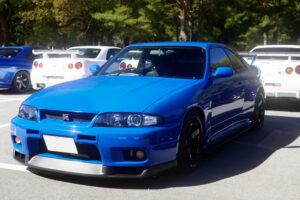 1996 Nissan Skyline GT-R LM Limited (R33 model) and its owner, Mr. Kawamura