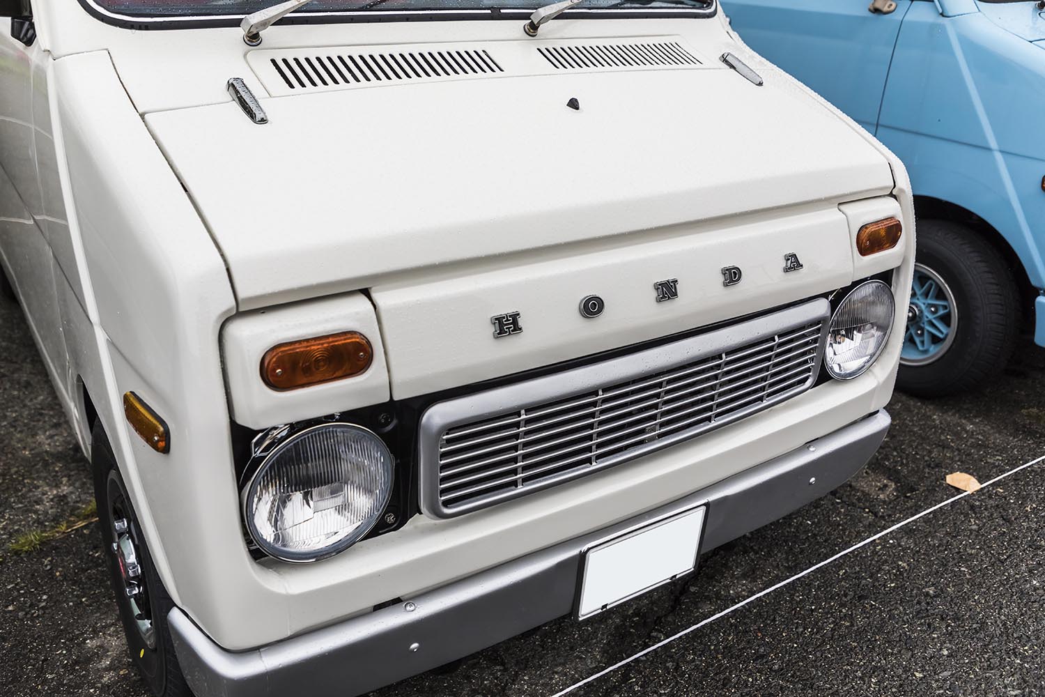 A Step Ahead: Unveiling the Refurbishment of a Classic Honda