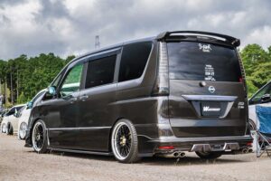 Mr. Shimo's Nissan Serena