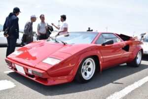 The exhibition area was almost divided into areas for display vehicles by country of production, such as the U.K., Germany, France, Italy, the U.S., and Japan