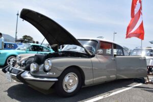 The exhibition area was almost divided into areas for display vehicles by country of production, such as the U.K., Germany, France, Italy, the U.S., and Japan