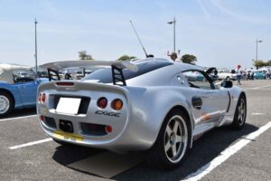 The exhibition area was almost divided into areas for display vehicles by country of production, such as the U.K., Germany, France, Italy, the U.S., and Japan