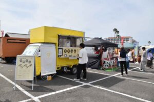 The exhibition area was almost divided into areas for display vehicles by country of production, such as the U.K., Germany, France, Italy, the U.S., and Japan