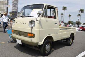 The exhibition area was almost divided into areas for display vehicles by country of production, such as the U.K., Germany, France, Italy, the U.S., and Japan