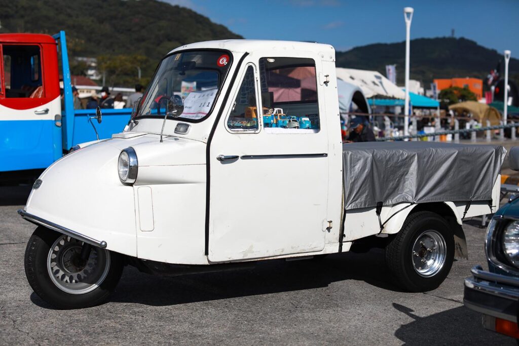 1965 Daihatsu Midget (MP5 model)