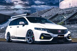 Mr. Okuno's Odyssey RB3 has been finished to look like an FK7 Civic Type R