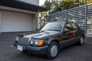 Mr. Nakagawa's 1990 Mercedes-Benz W124 Model 300E