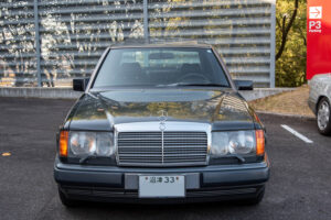 Mr. Nakagawa's 1990 Mercedes-Benz W124 Model 300E