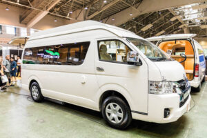 Toyota Hiace-based camper, Kato Motor Blue Moon EX