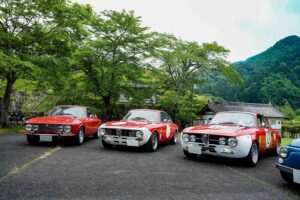 Introduction of Alfa Romeo “2000GTV” by Italian job organizer