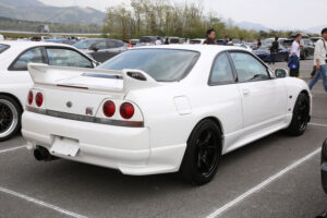 Nissan R33 Skyline GT-R