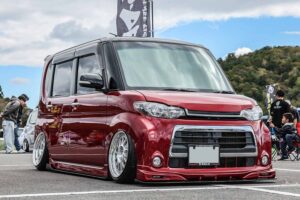 Daihatsu Tanto Custom