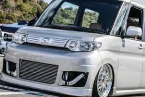 Daihatsu Tanto Custom